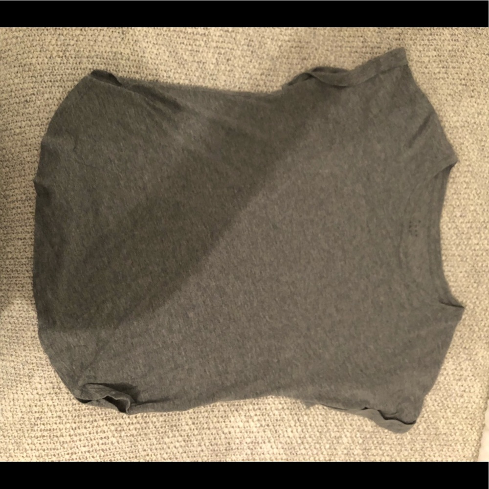 Gray target top